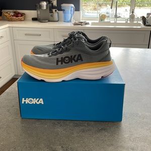 Men’s Hoka Bondi Sneakers
